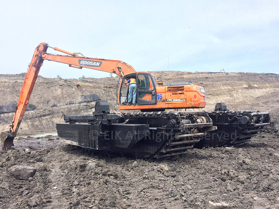 Amphibious Excavator