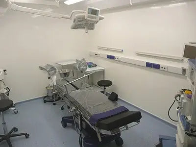 Trailer Hospital