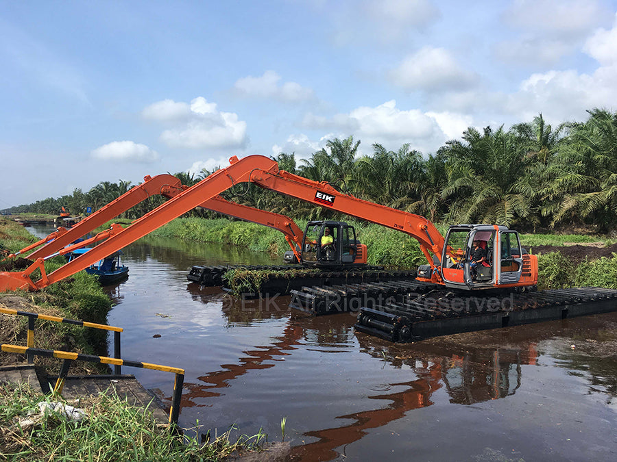 Amphibious Excavator